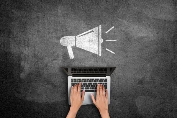 4 Things Your Small Business Website Design Needs - iStock 804998532 e1540905731599
